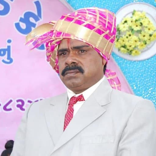 ધીરુભાઈ ખીમજીભાઈ પ્રજાપતિ